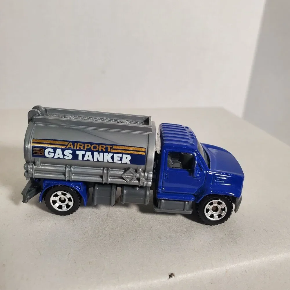 Airport Gas Tanker Diecast Toy Truck Blue Silver Fuel Tanker Miniature‎ Car